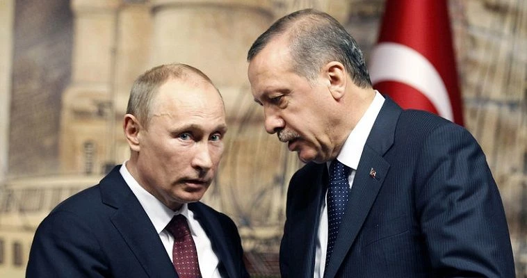 Μονόδρομος για τον Ερντογάν η «αγκαλιά» του Πούτιν